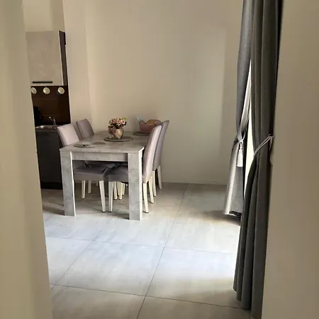 Nina's Neapol